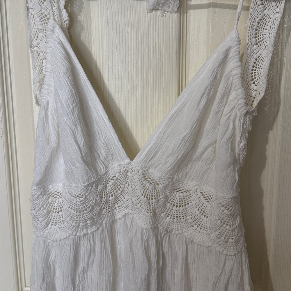 White Lace Halter Maxi Dress - Picture 2 of 8